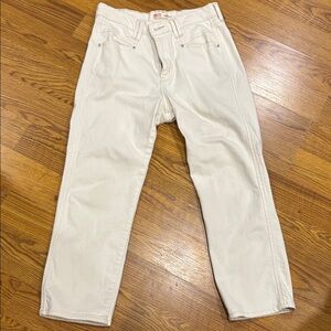 Signature by Levi Strauss Cream High-Rise Straight Jeans